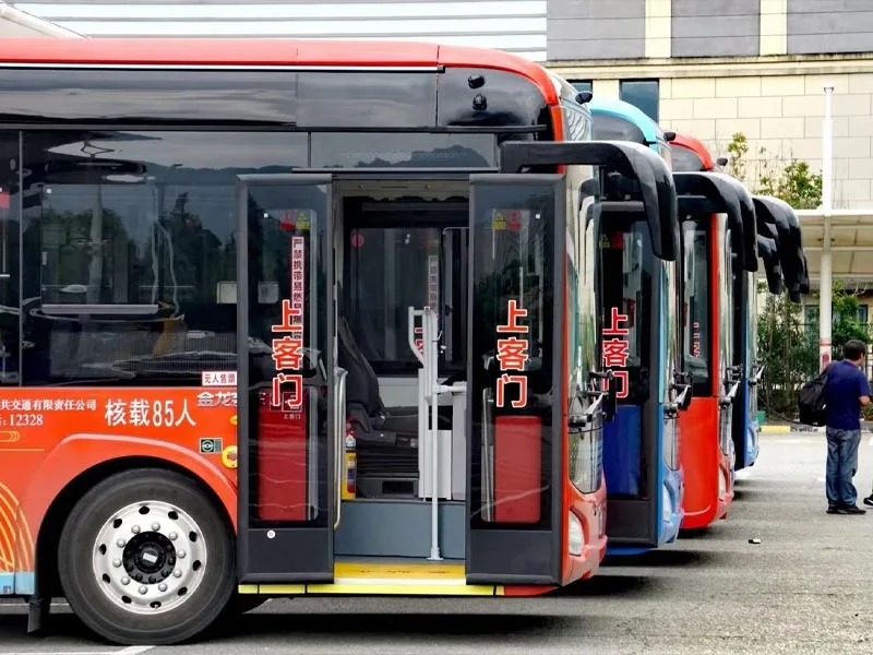 Réservoir d'air étanche pour bus